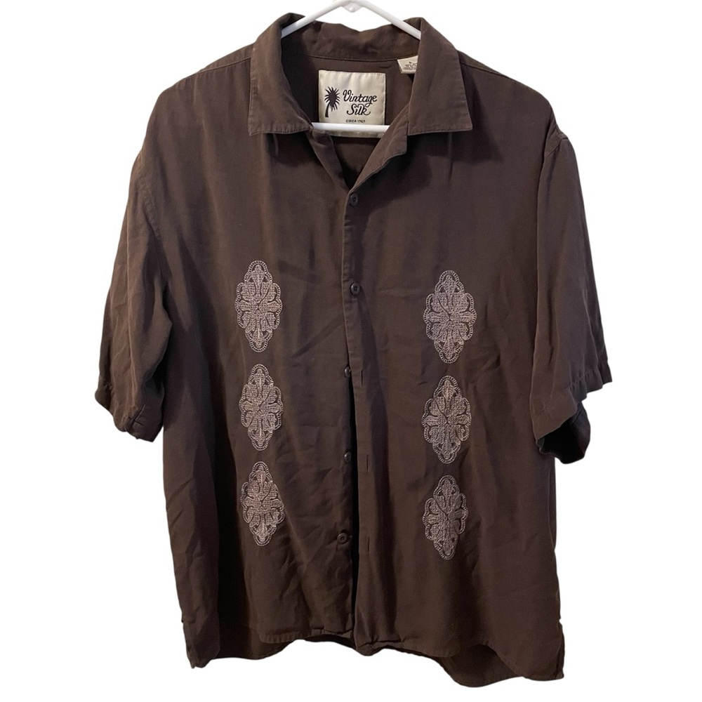 Vintage Silk Men’s Button Up Circa 1969 100% Silk Size L